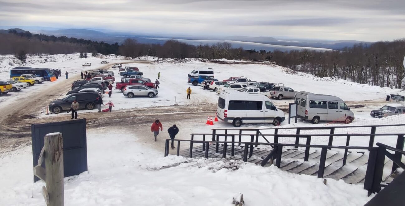 CERCA DE 3 MIL PERSONAS VISITARON ESTE DOMINGO EL PARQUE NACIONAL VILLARRICA – Website de la Municipalidad de Pucón