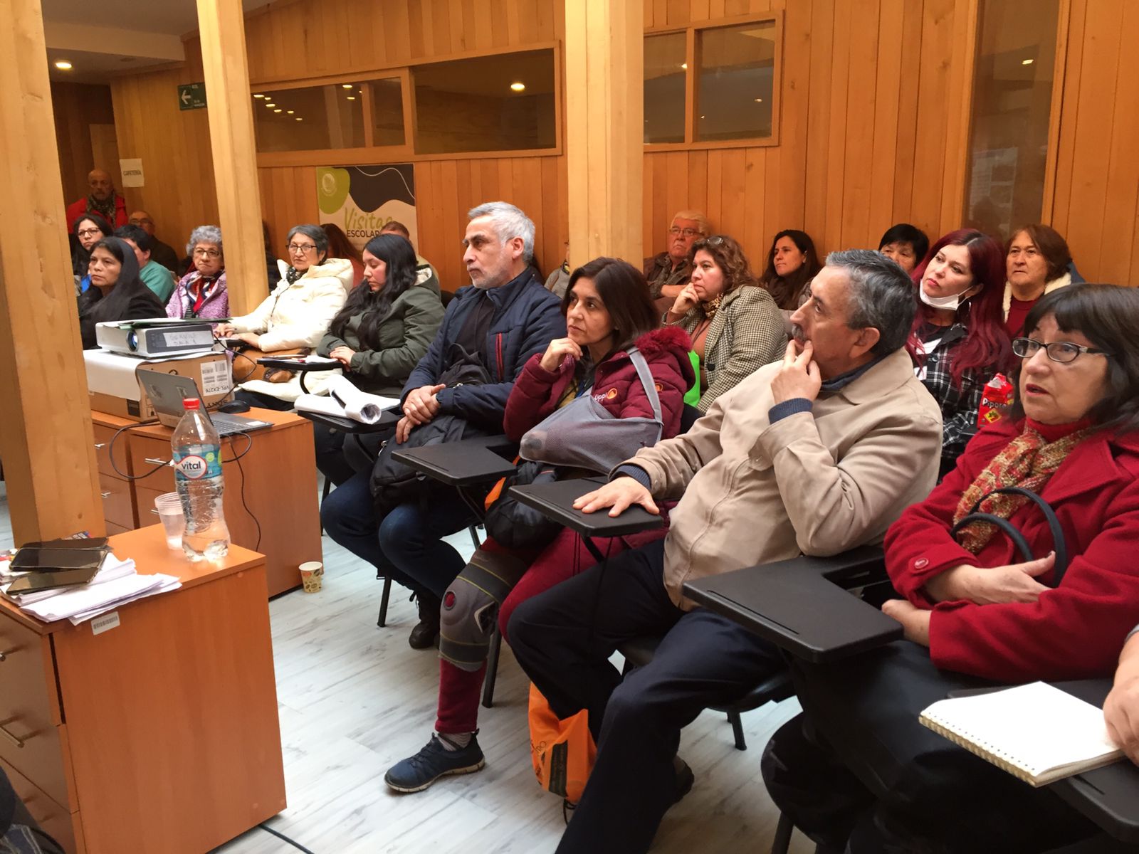 Escuela de Formación para Dirigente Sociales del programa Quiero mi Barrio reunió en Castro a líderes desde Puerto Octay a Quellón