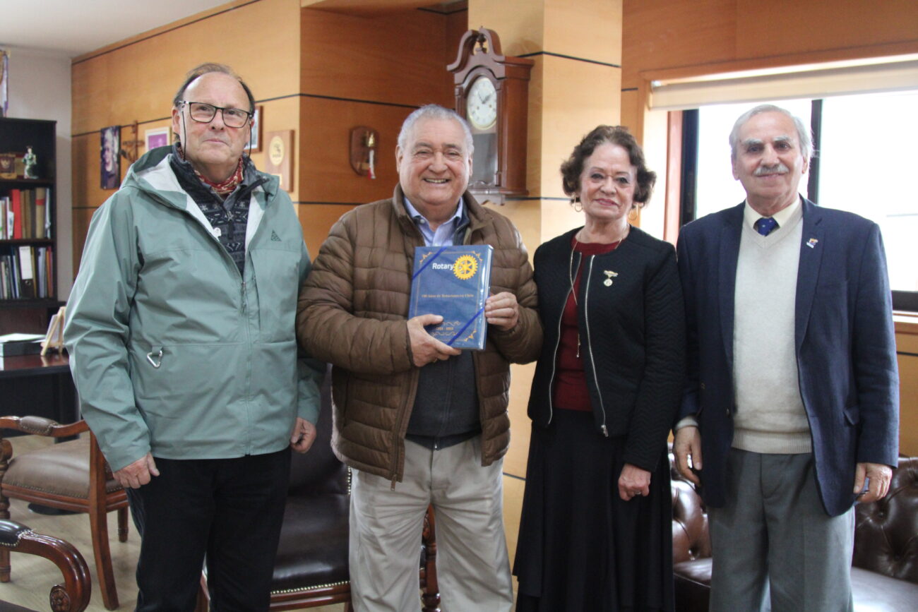 MIEMBROS DE ROTARY CLUB RUCAPILLÁN VISITARON MUNICIPIO LACUSTRE – Website de la Municipalidad de Pucón