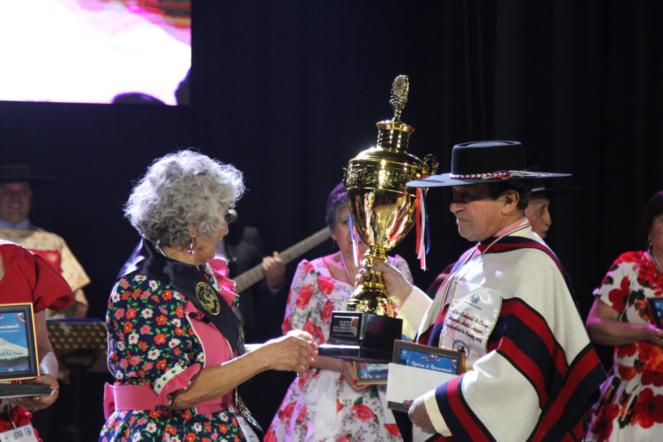 PUCÓN YA TIENE A SUS CAMPEONES COMUNALES DE CUECA ADULTO MAYOR – Website de la Municipalidad de Pucón