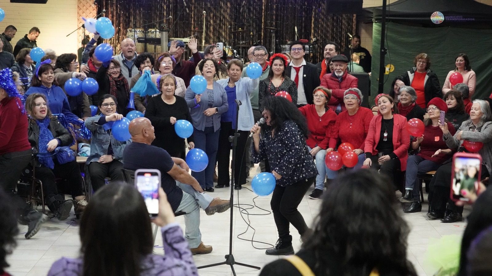 RECONOCIMIENTO AL TRABAJO EN COGESTIÓN: CON EVENTO MASIVO, MUNICIPIO TRANSFORMADOR CELEBRÓ A DIRIGENTES SOCIALES DE VILLA ALEMANA