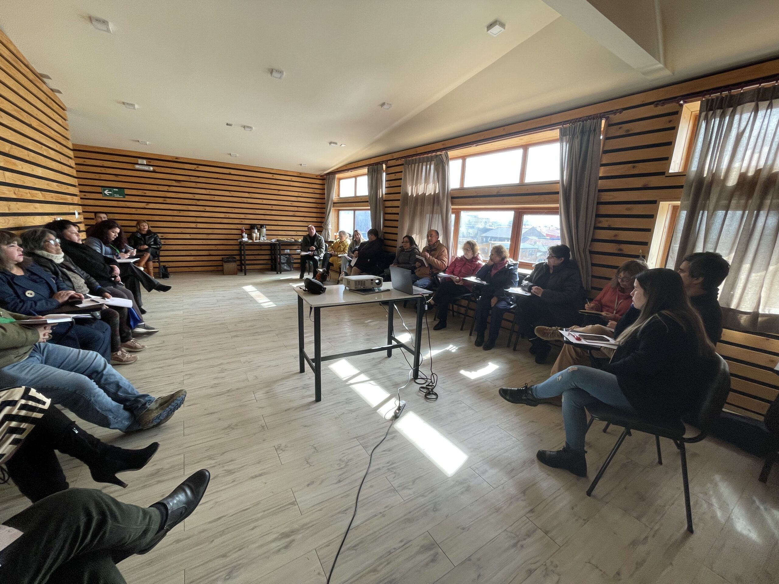 Castro: Realizan charla sobre seguridad pública
