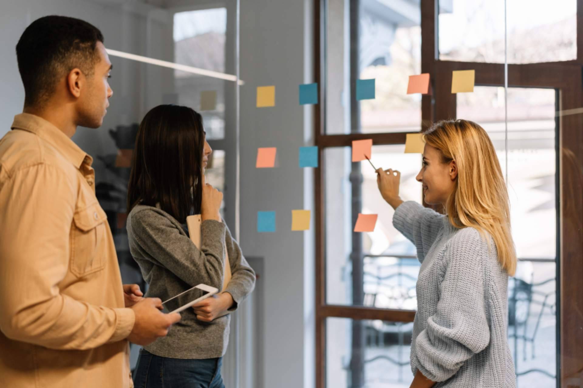 El pensamiento crítico en un MBA, ¿cómo moldea líderes de la industria?