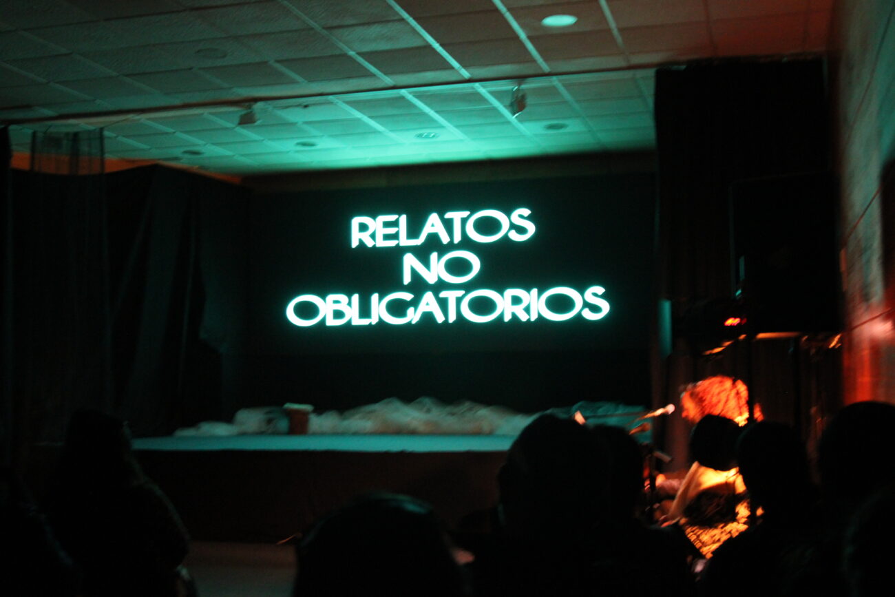 EN PUCÓN PRESENTARON OBRA DE TEATRO “RELATOS NO OBLIGATORIOS” – Website de la Municipalidad de Pucón