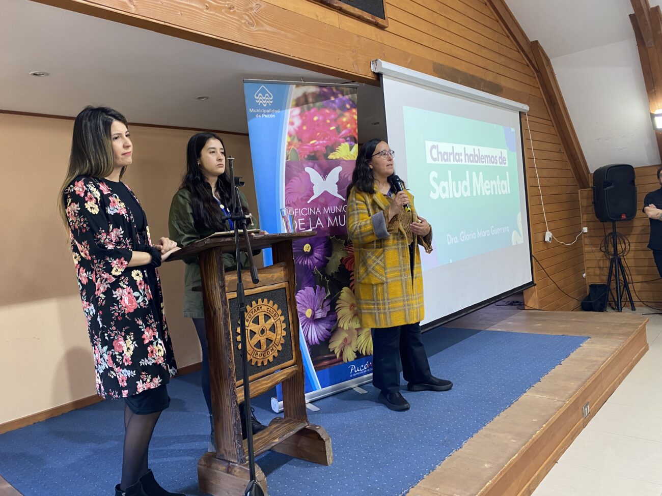EN PUCÓN REALIZARON IMPORTANTE CHARLA COMUNITARIA CON ENFOQUE DE GÉNERO – Website de la Municipalidad de Pucón