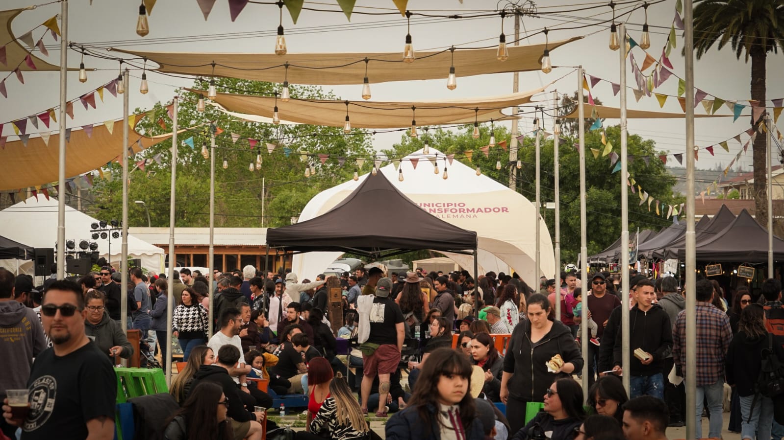 EXITOSA FIESTA DE LA CERVEZA CONVOCÓ A CERCA DE 3.000 PERSONAS EN LA COMARCA DE VILLA ALEMANA
