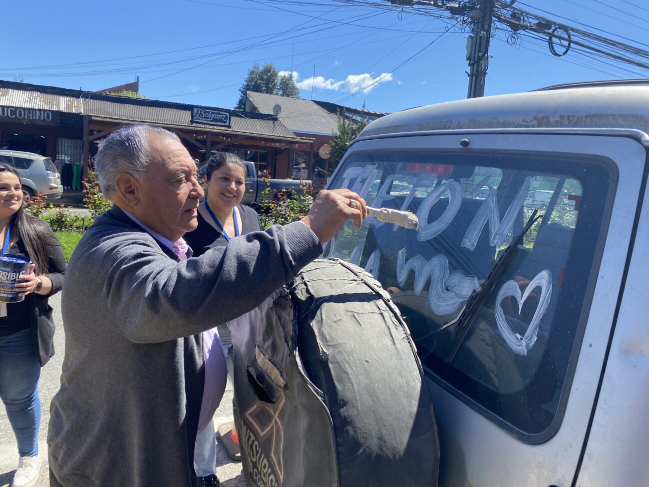 CON PINTATÓN LA MUNICIPALIDAD DE PUCÓN INICIÓ ACTIVIDADES DE LA TELETÓN 2023   – Website de la Municipalidad de Pucón