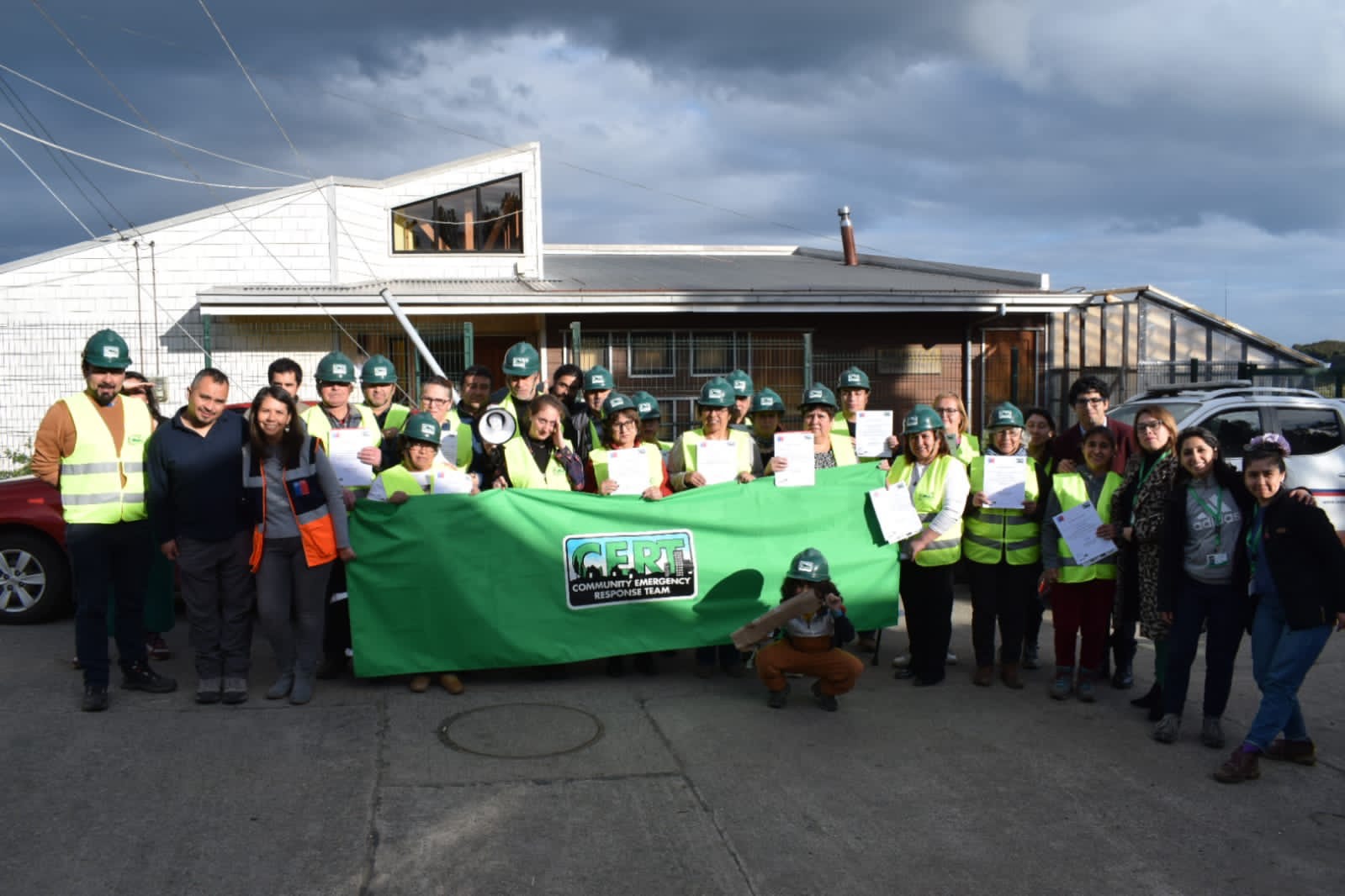 En barrio “Tejiendo sueños” de Castro se conformó segundo equipo comunitario de respuesta a emergencias