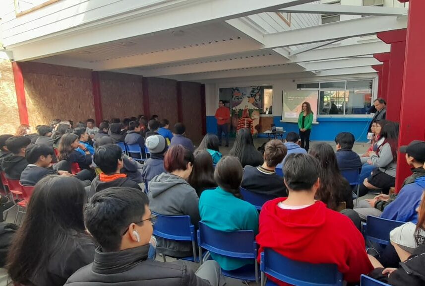 JUZGADO DE POLICÍA LOCAL DE PUCÓN REALIZA DIVERSAS CHARLAS A ESTUDIANTES DE ESTABLECIMIENTOS EDUCATIVOS DE LA COMUNA