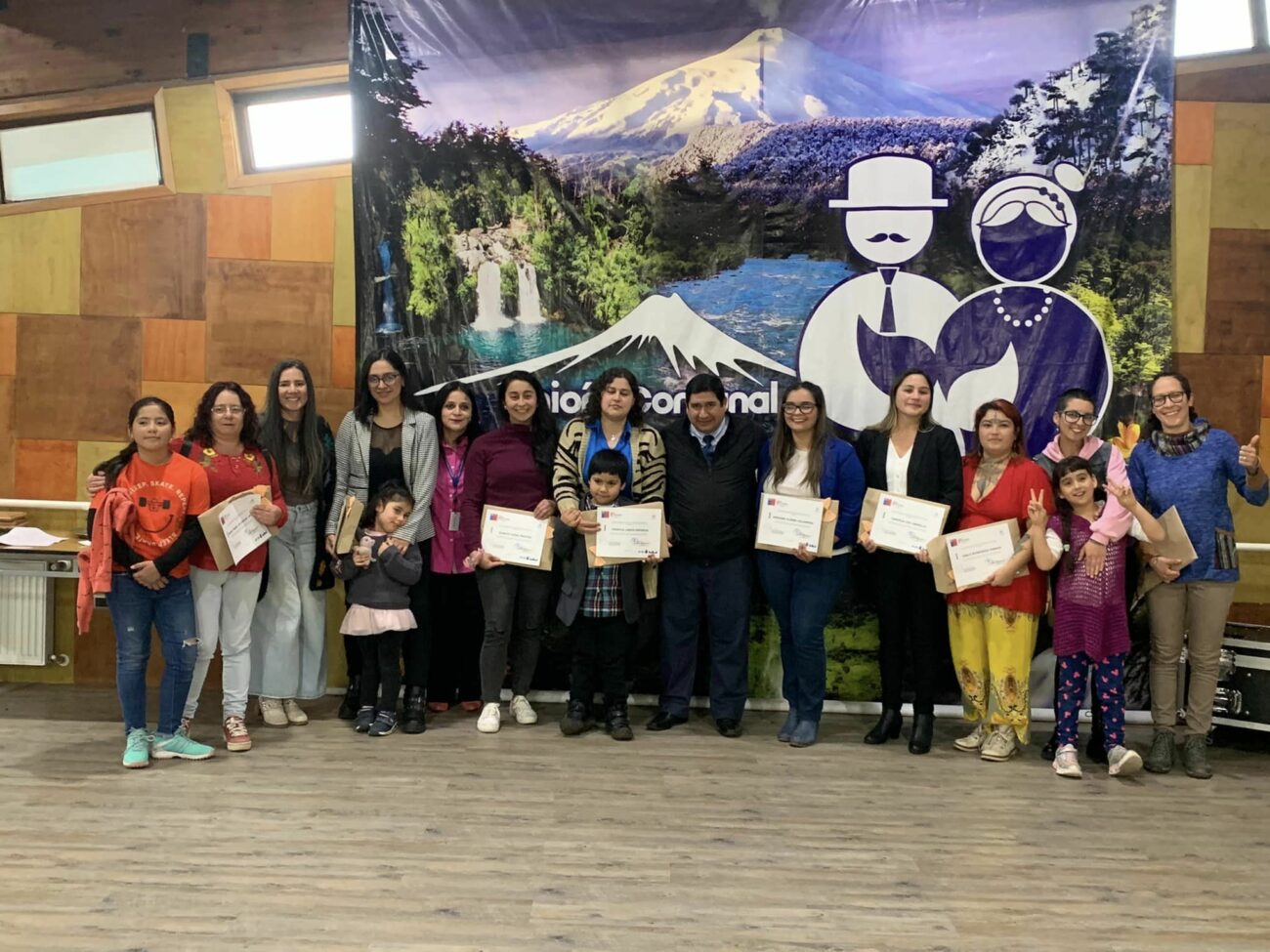SENDA PUCÓN CIERRA PROGRAMA DE PARENTALIDAD Y RECONOCE A ESTABLECIMIENTOS EDUCACIONALES – Website de la Municipalidad de Pucón