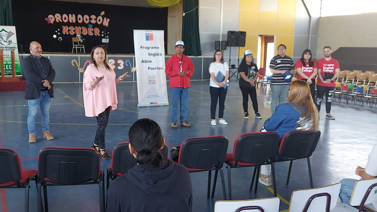 ALUMNOS DE ESCUELAS MUNICIPALES REFUERZAN SU APRENDIZAJE DE INGLÉS EN SUMMER CAMP – Website de la Municipalidad de Pucón