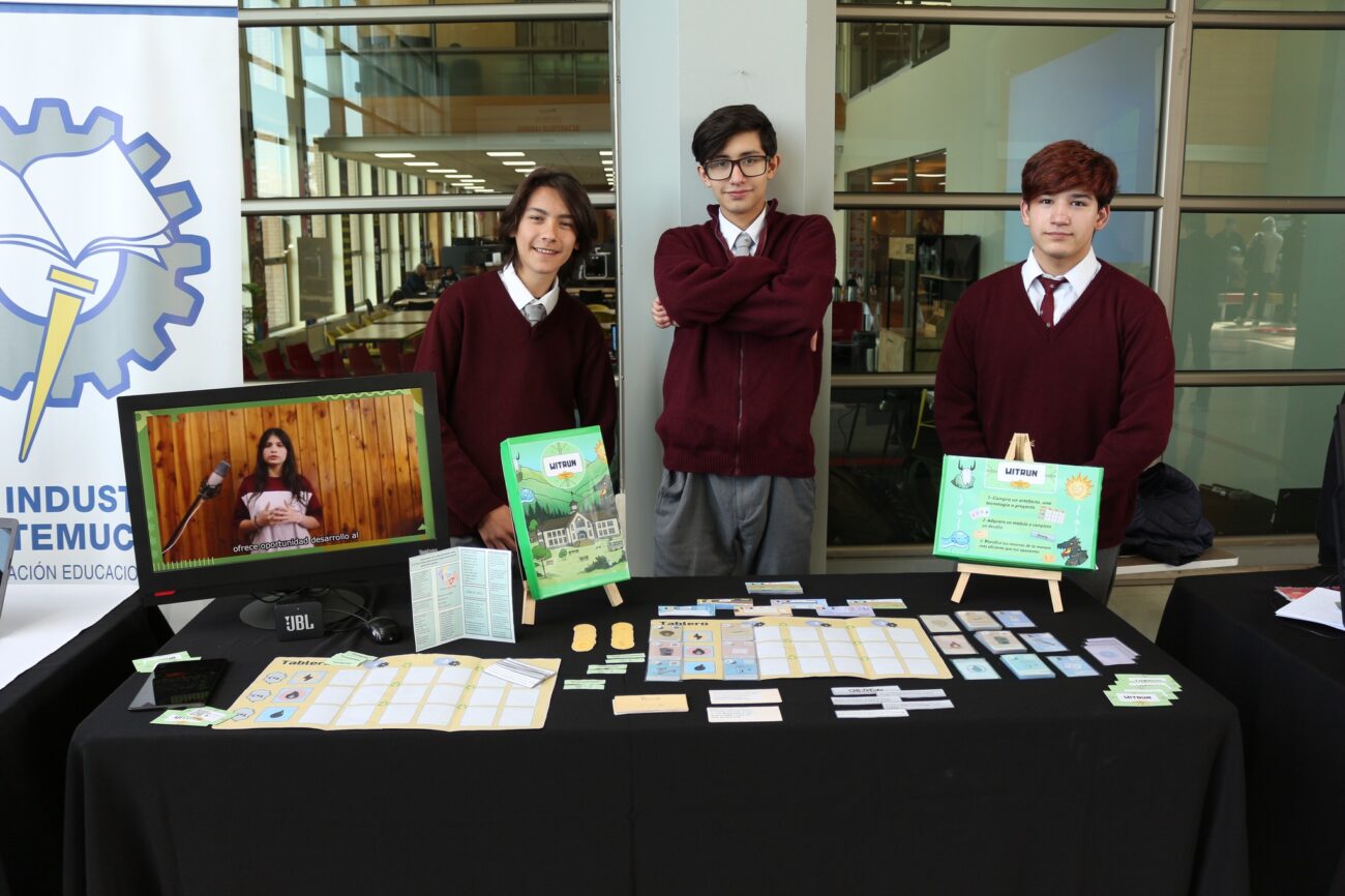 ESTUDIANTES DEL LICEO BICENTENARIO DE HOTELERÍA Y TURISMO GANARON PRIMER LUGAR DE LA FINAL REGIONAL “GO! INNOVA” DE INACAP