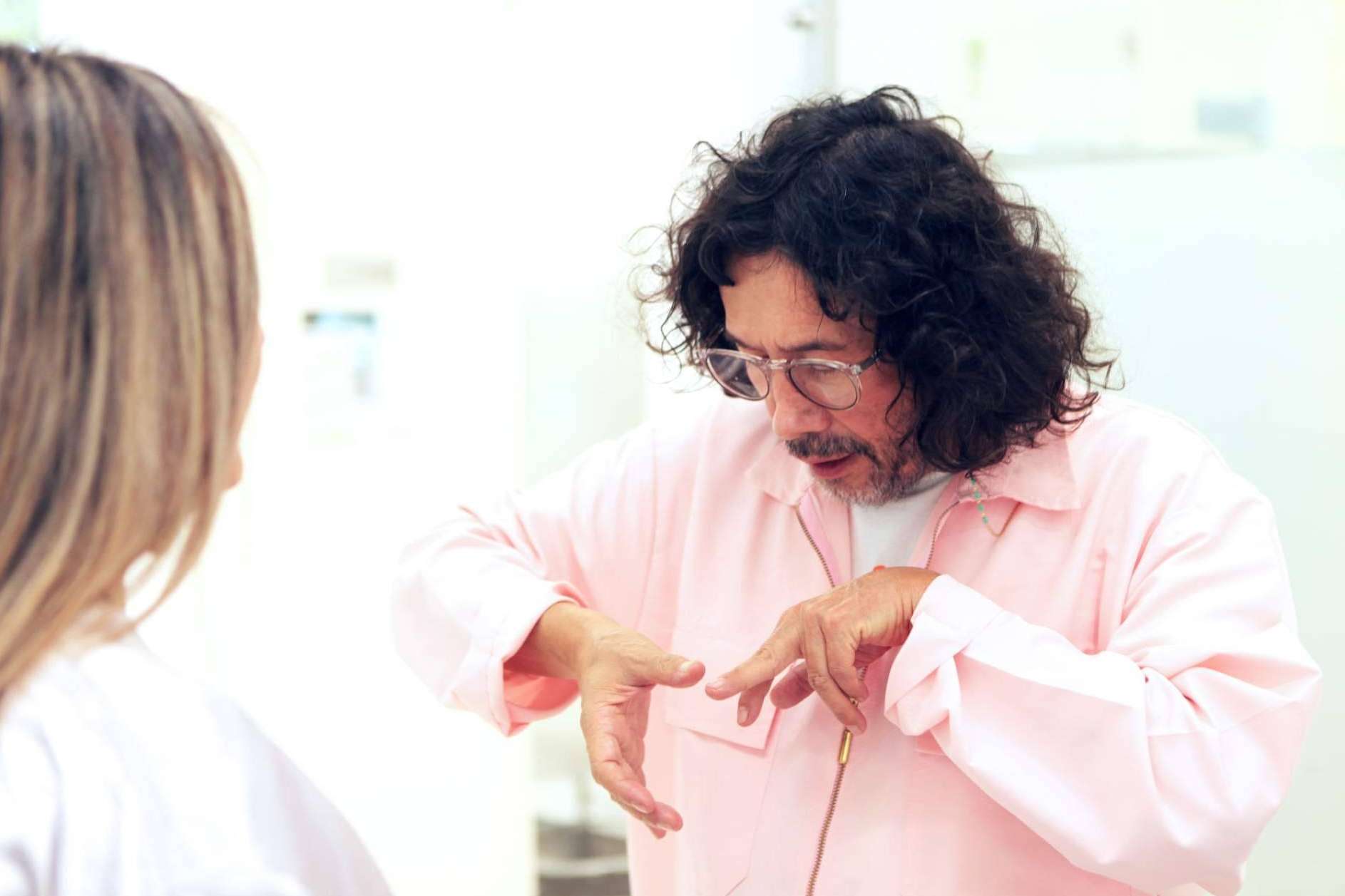 Todo lo que hay que saber para realizar un implante dental satisfactorio, con clínicas de Odontología de Marlon Becerra