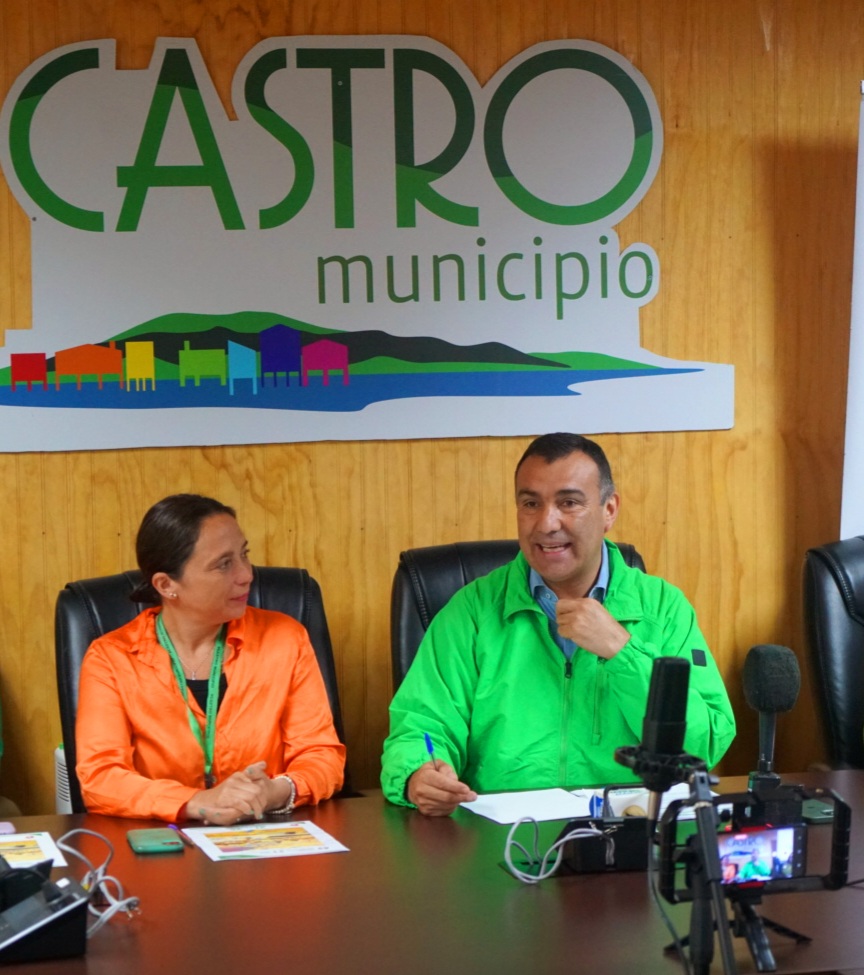 Alcalde Vera destaca que Castro desarrolla más de 220 eventos de cultura anualmente