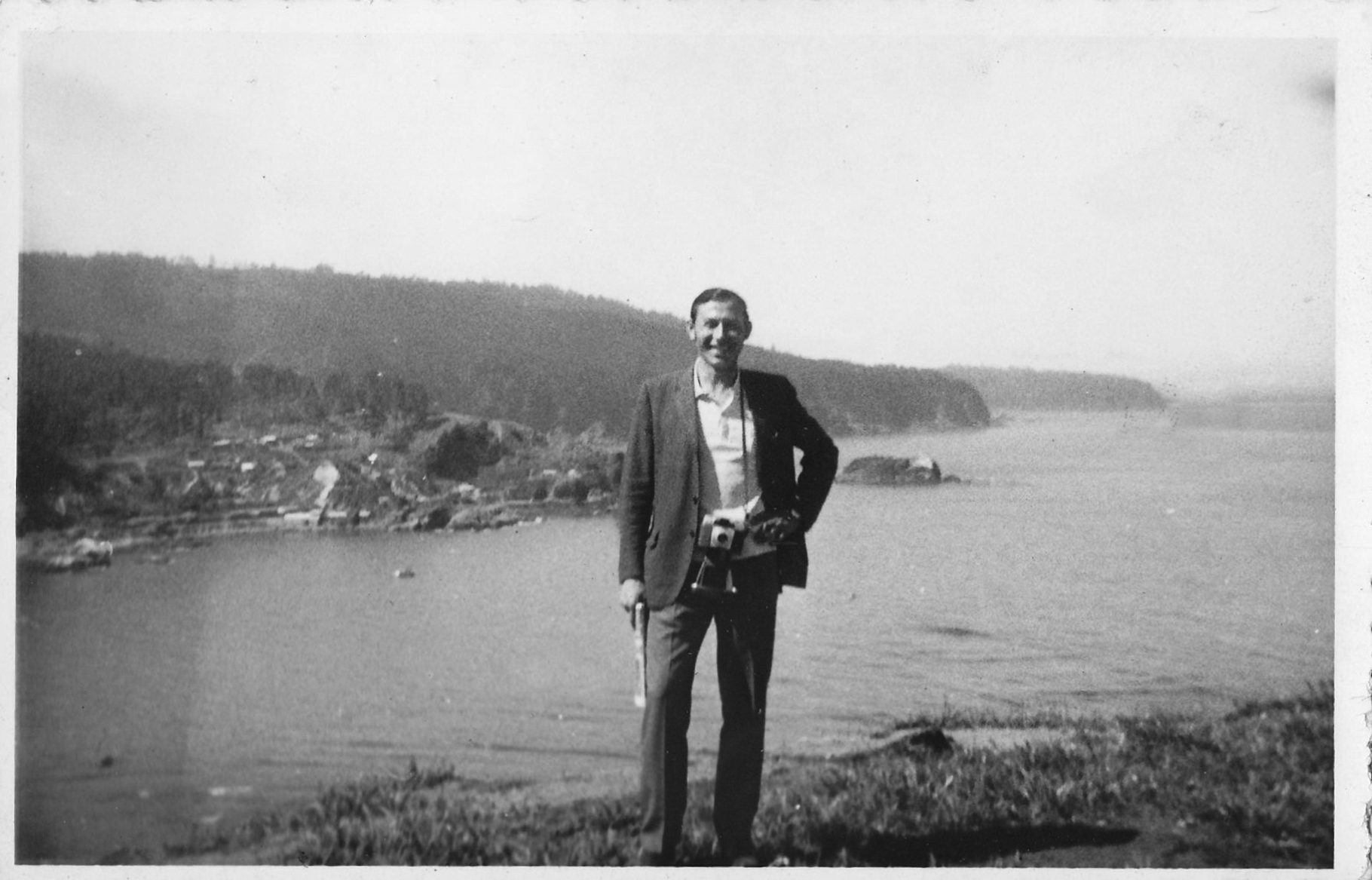 Conocido vecino publica libro sobre la Patagonia y el Castro de los años 70