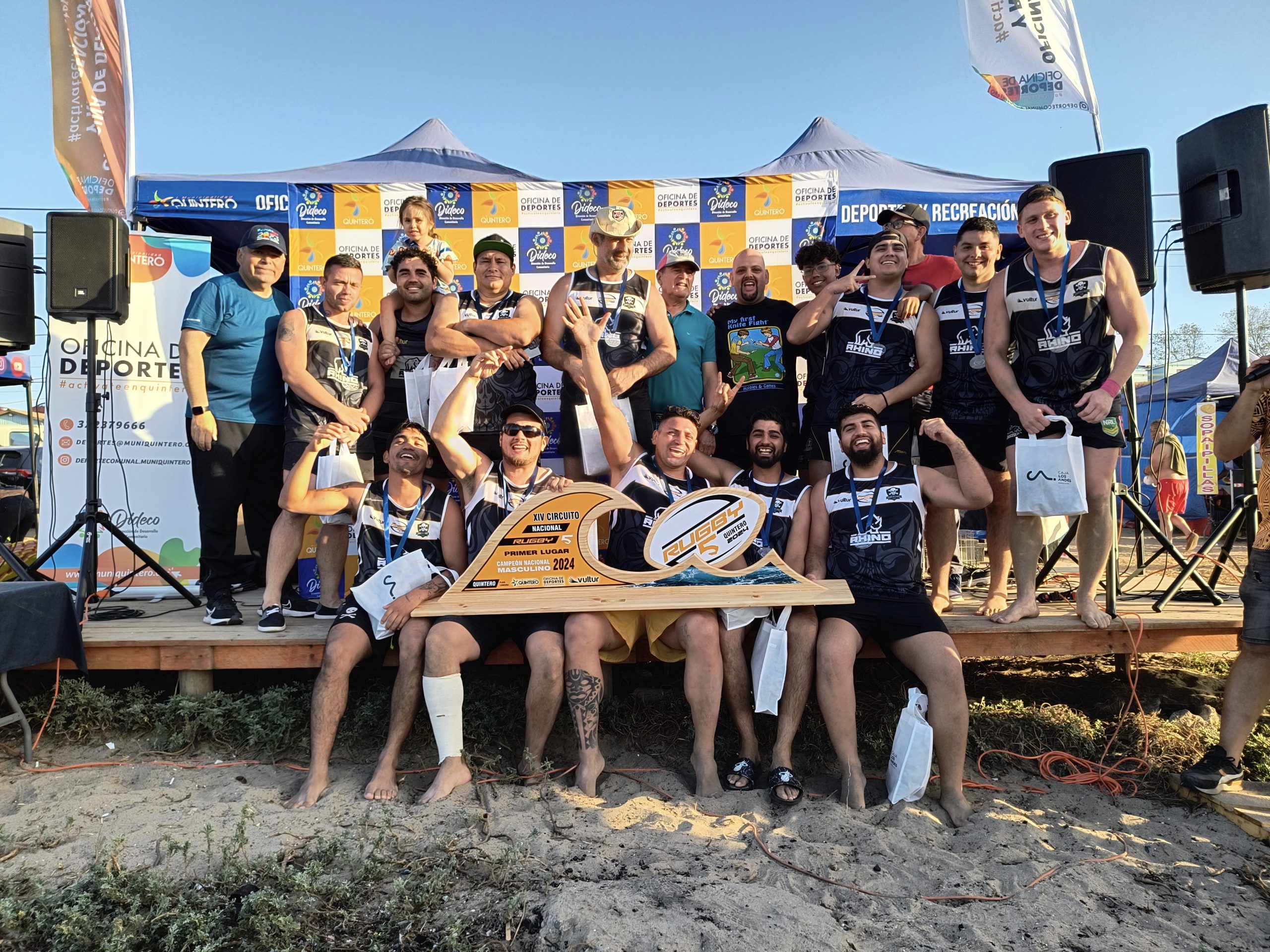 Húsares de Santiago y Viña Rugby Club se coronaron campeones del Circuito Nacional de Rugby 5 en Loncura