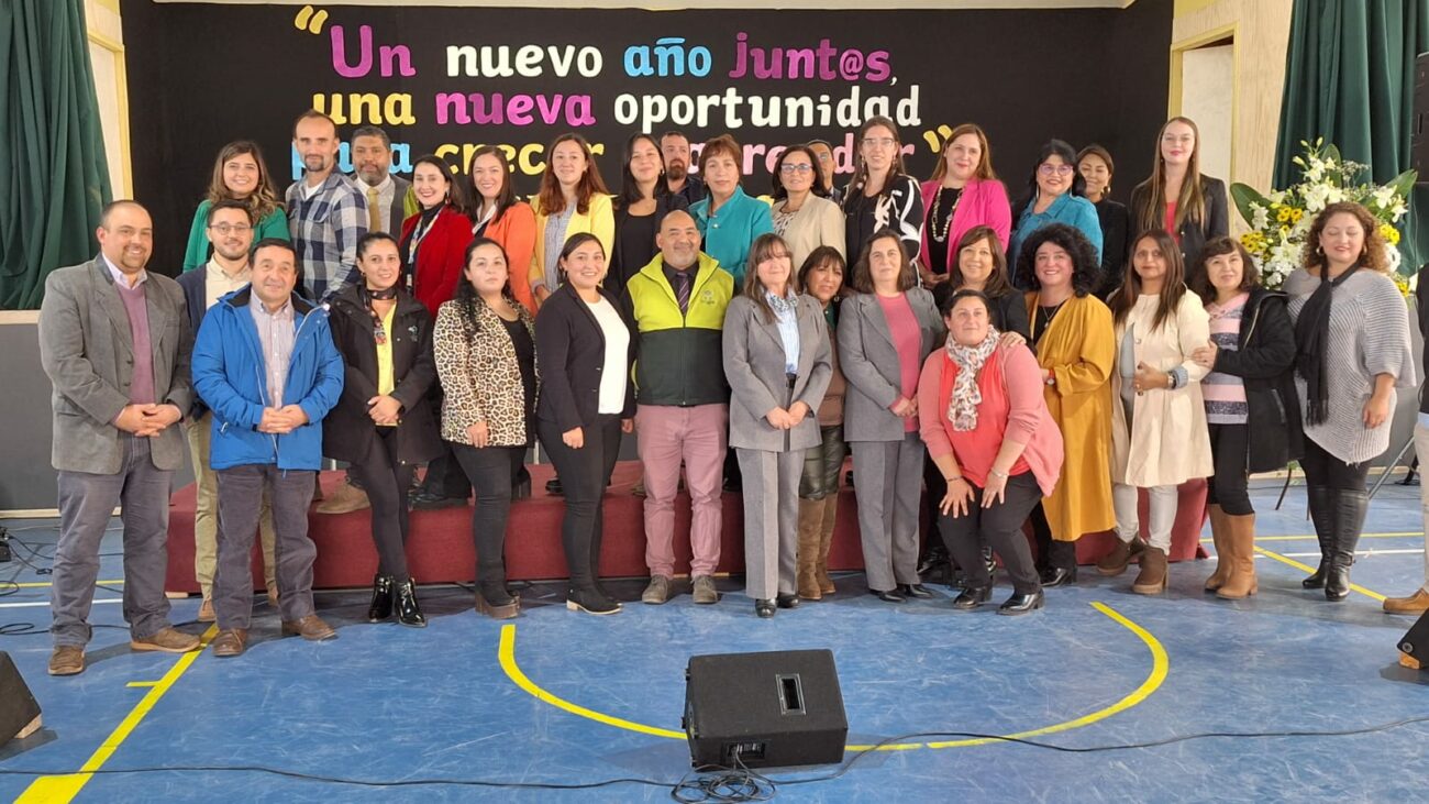 COMPLEJO EDUCACIONAL CARLOS HOLZAPFEL DE PUCÓN INAUGURA AÑO ESCOLAR 2024 – Website de la Municipalidad de Pucón