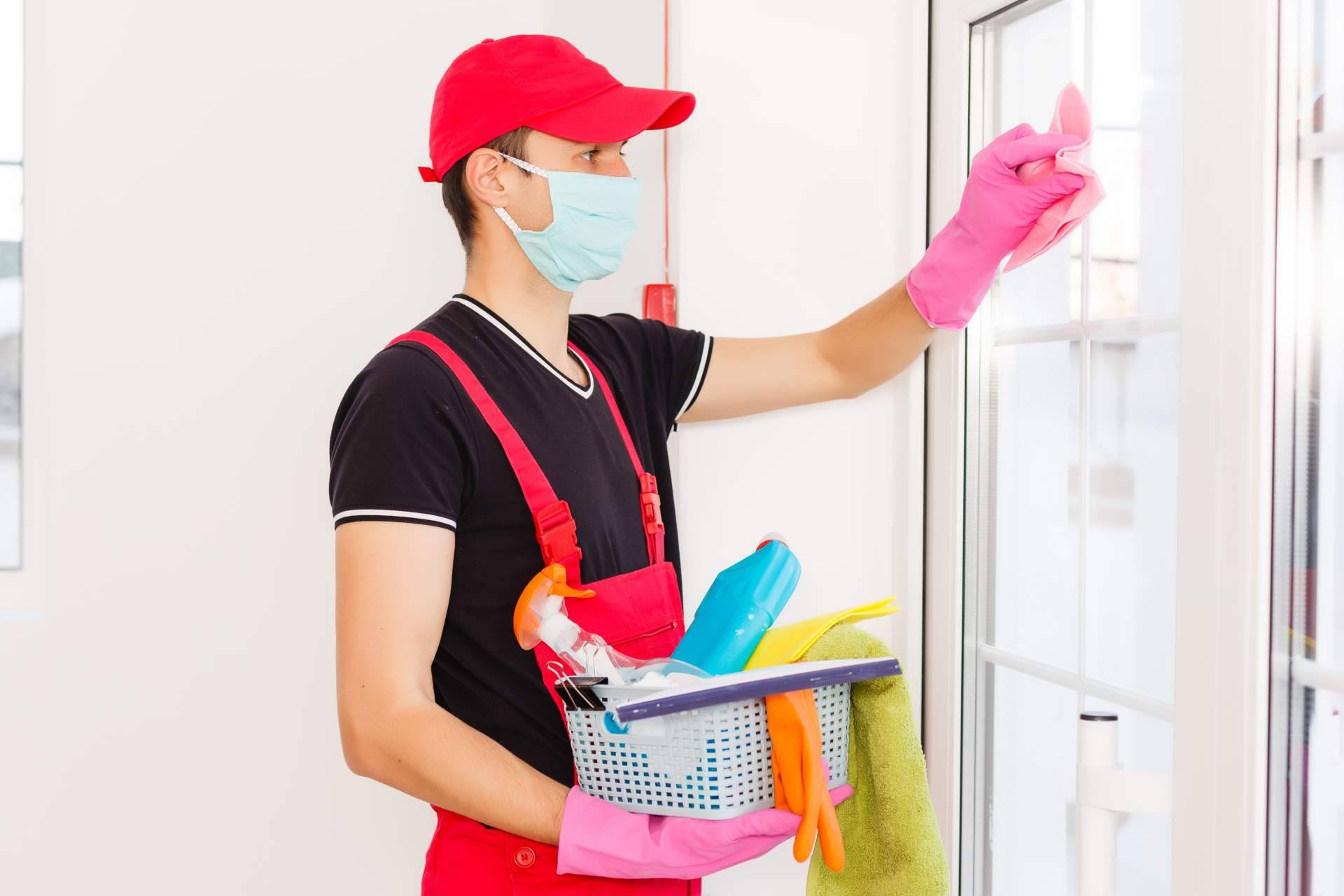 Profesionales con experiencia en seguridad privada, limpieza, jardinería y mantenimiento