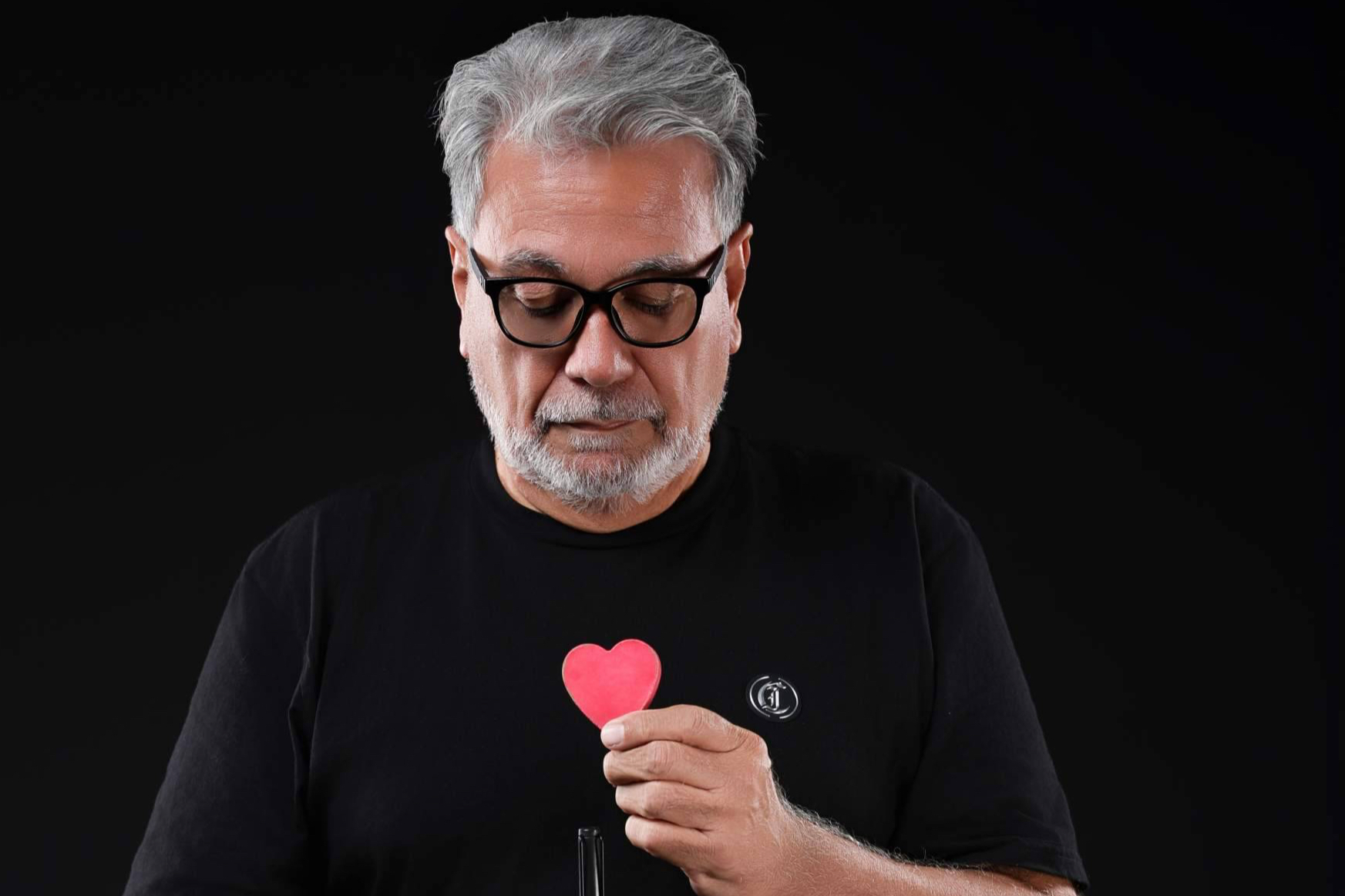 La finitud y el duelo anticipado, a debate en el nuevo libro de Germán A. DeLaRosa